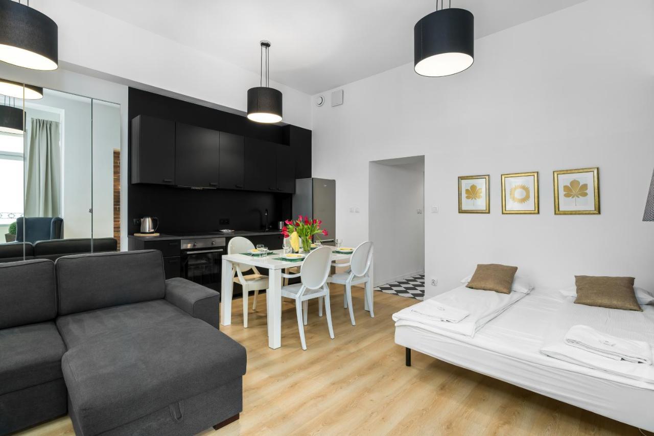 Apartment Poznan Mtp Chelmonskiego By Noclegi Renters Екстер'єр фото