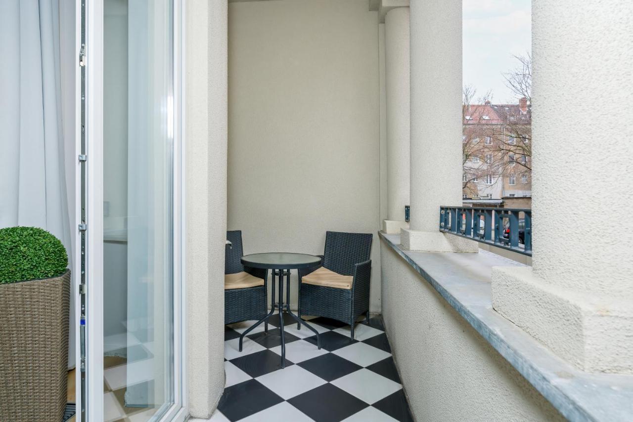 Apartment Poznan Mtp Chelmonskiego By Noclegi Renters Екстер'єр фото