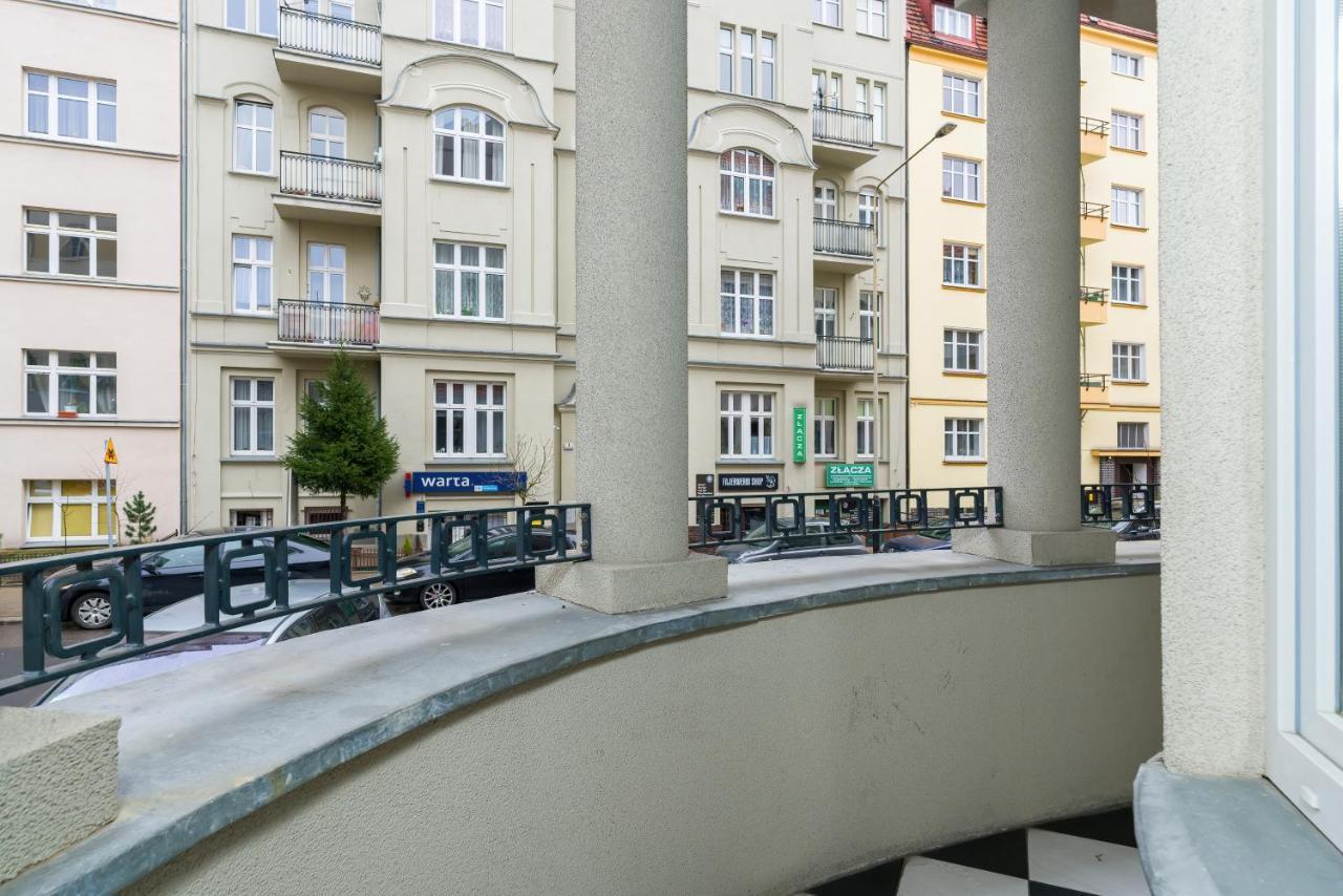 Apartment Poznan Mtp Chelmonskiego By Noclegi Renters Екстер'єр фото